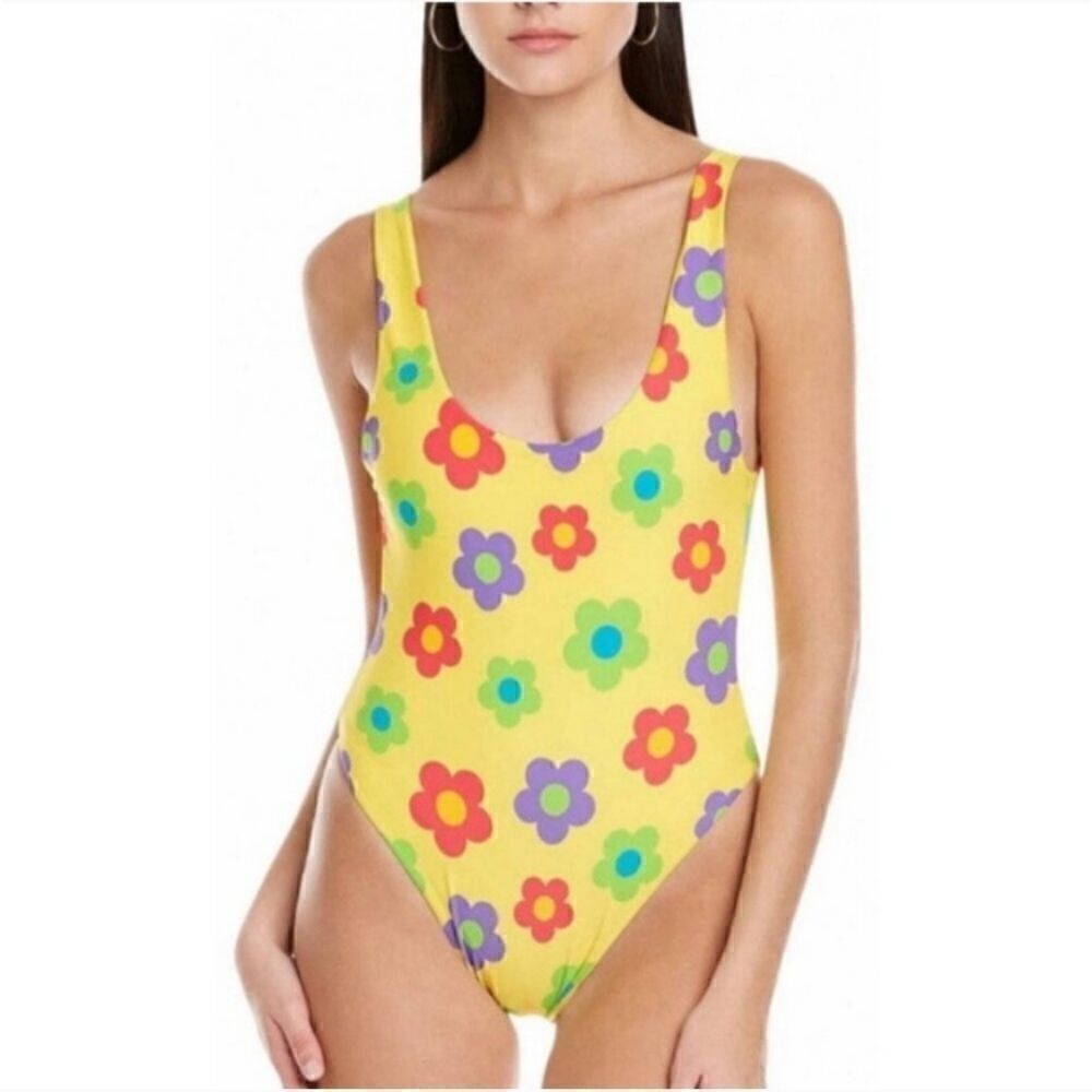WeWoreWhat One Piece Swimsuit Scoop High Leg Printed Nylon Retro Daisies
